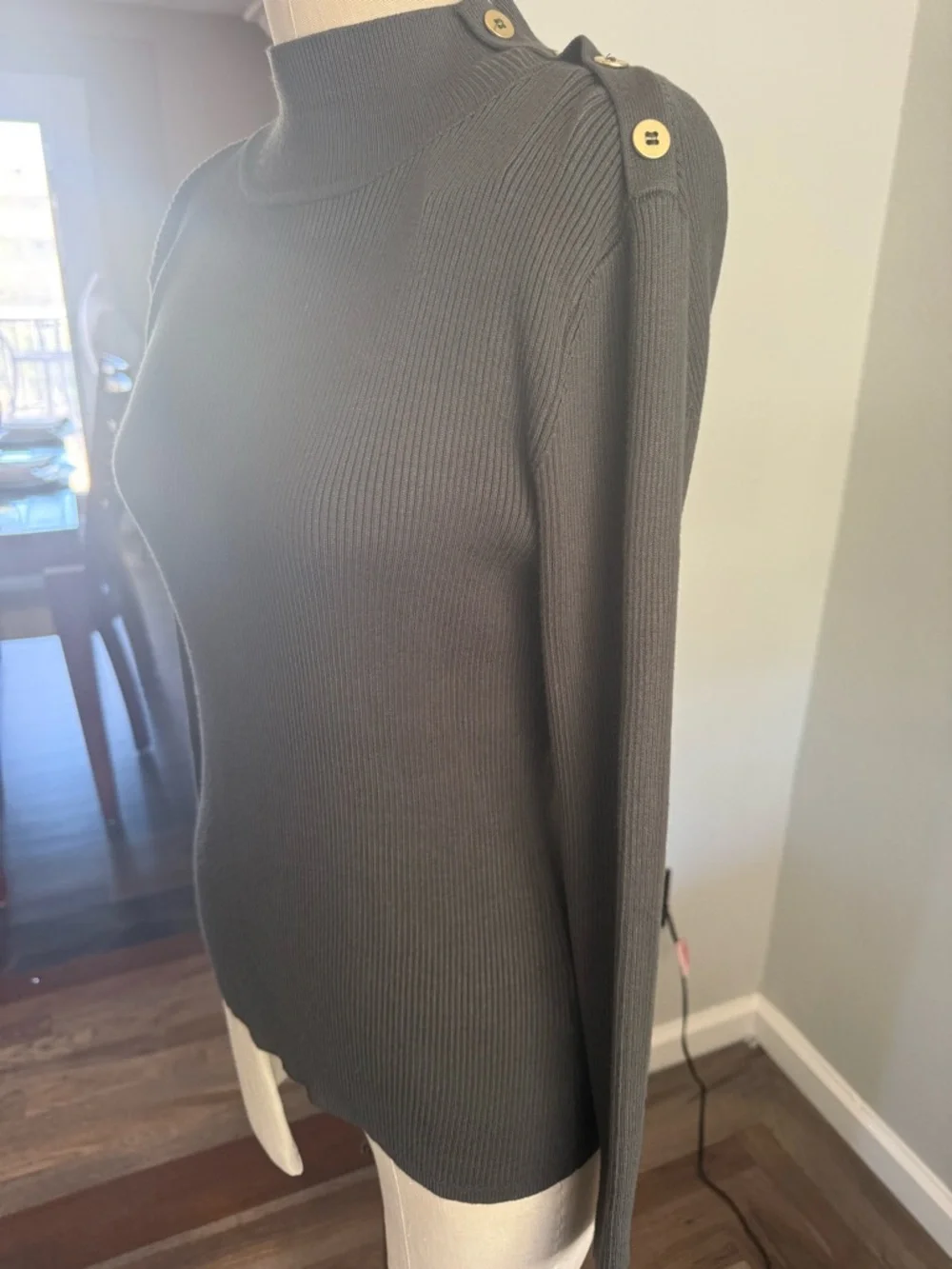 BNWT Cable & Gauge Forest Spruce Ribbed Mock Turtleneck. Size Medium - Picture 4 of 11